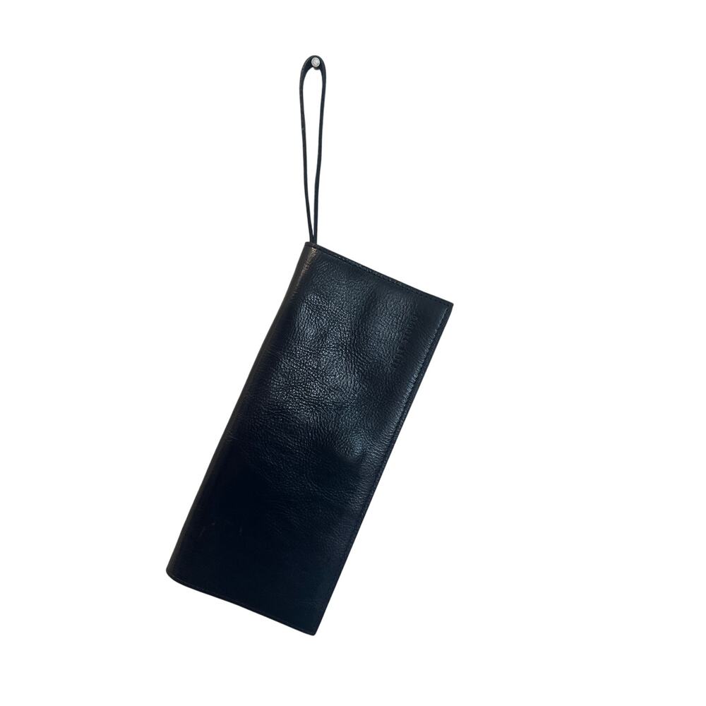 ⭐️ Wilson’s Leather Black Leather Wristlet
